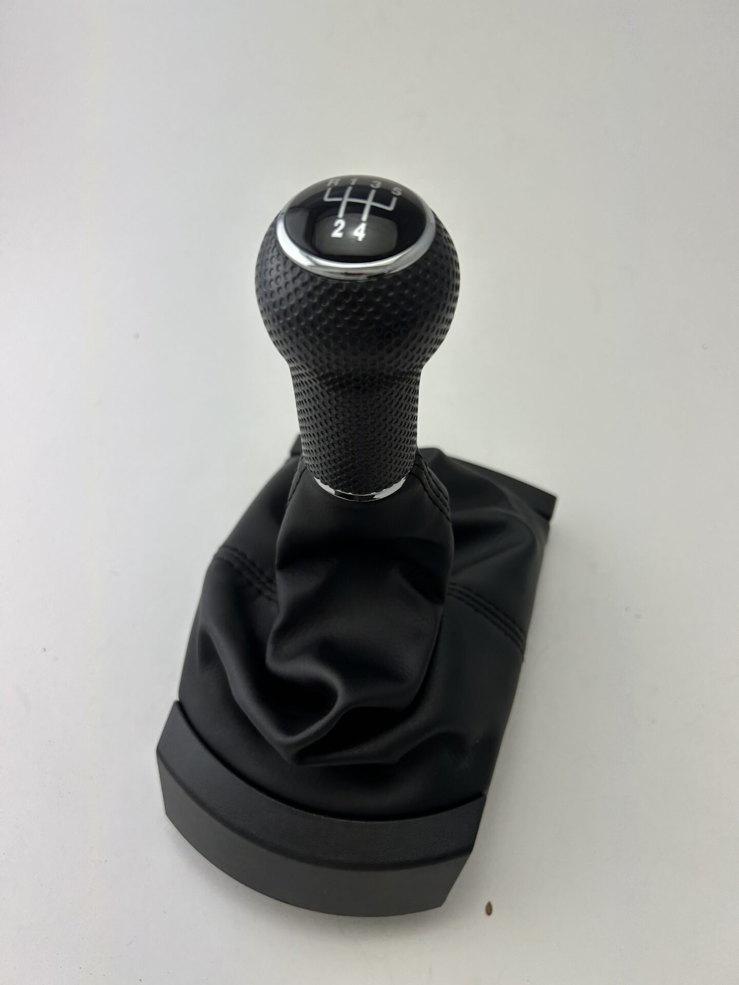 Seat Ibiza Rucica menjaca komplet sa kozom i ramom.